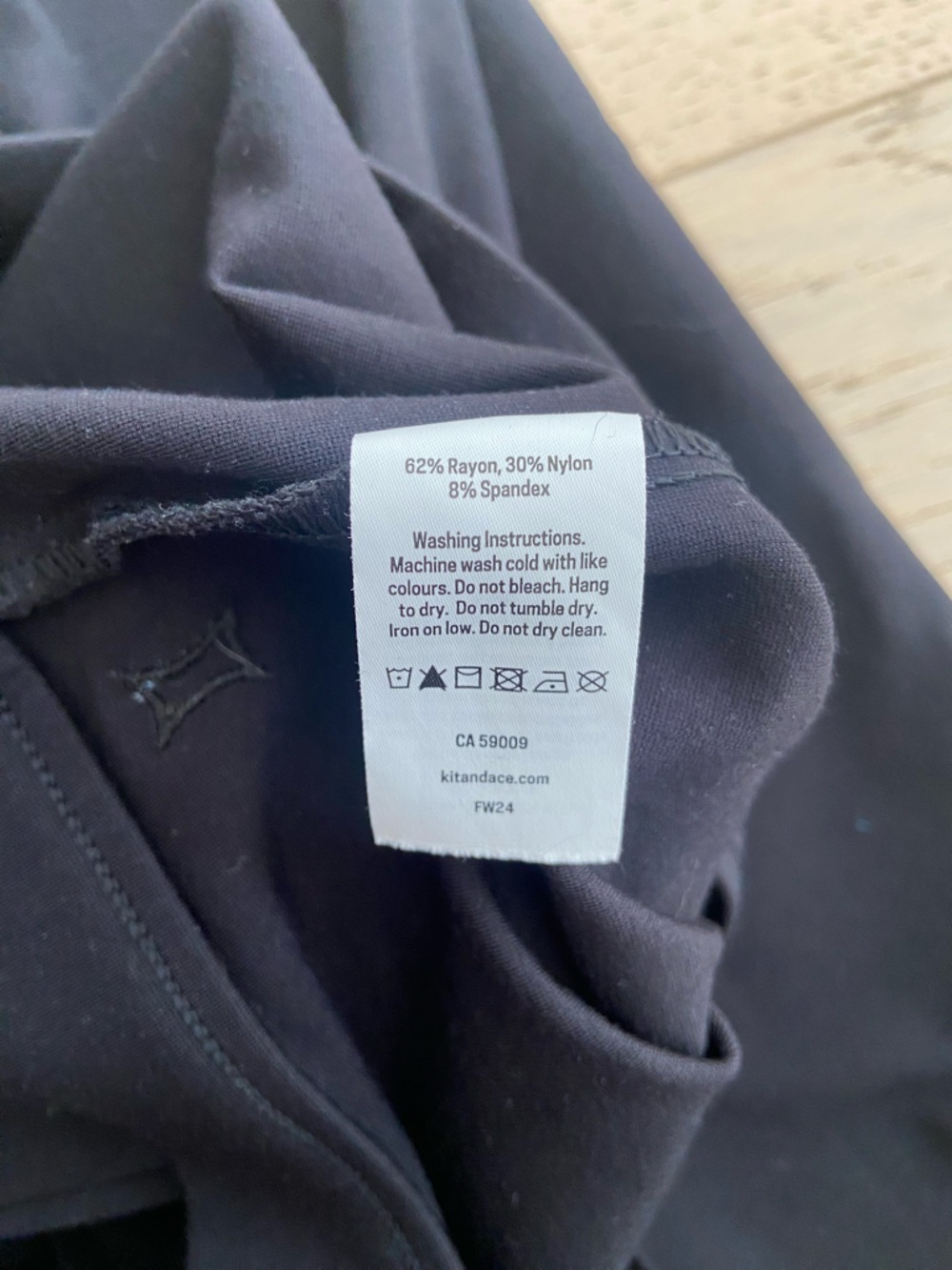 KIT + ACE Serenity High-rise Flare Pull-on Pants Size Small Black Stretch EUC - Picture 5 of 8